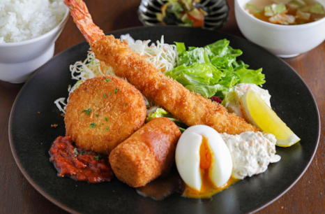 Assorted Deep Fried Foods の商品画像