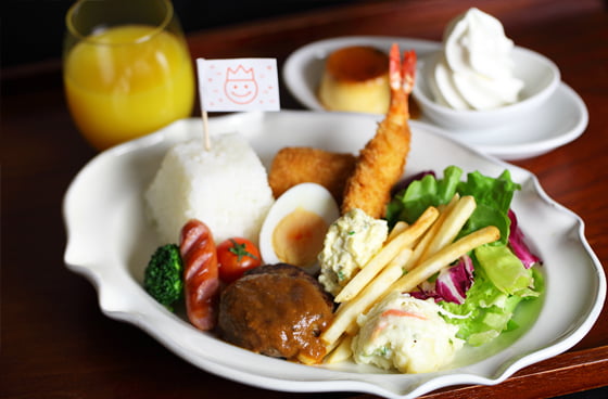 Kid’s Plate with Dessert & Orange Juice