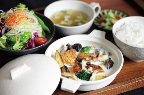 信州ハーブ鶏と茸のクリーム煮 の商品画像