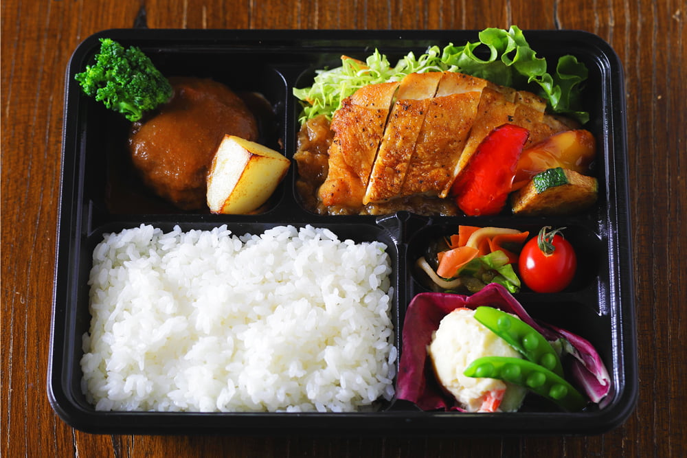 洋食 藤屋 テイクアウト「ごちそうチキン＆ハンバーグ弁当」