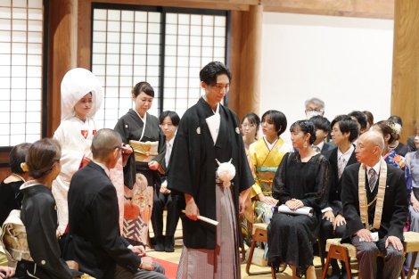 ＜アットホームウェディング＞所縁のある場所とコーディネートでつくる おふたりならではの1日