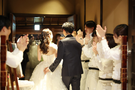 ＜アットホームウェディング＞所縁のある場所とコーディネートでつくる おふたりならではの1日