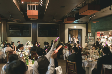 ＜5月 59名＞ふたりらしいセンスと遊び心で彩る“大人カワイイ”ウェディング